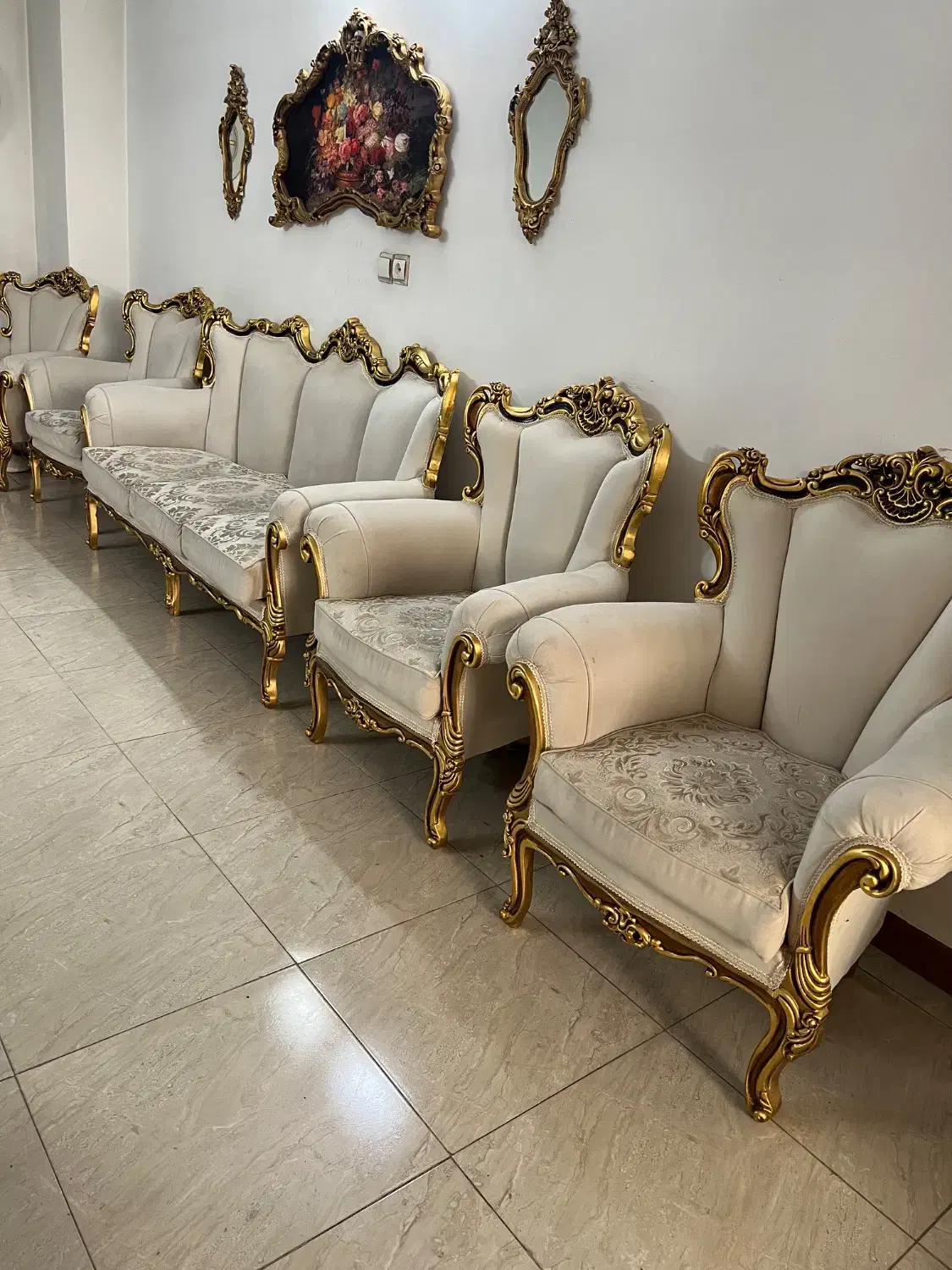 مبلمان|مبلمان خانگی و میز عسلی|قرچک, شهرک طلائیه|دیوار