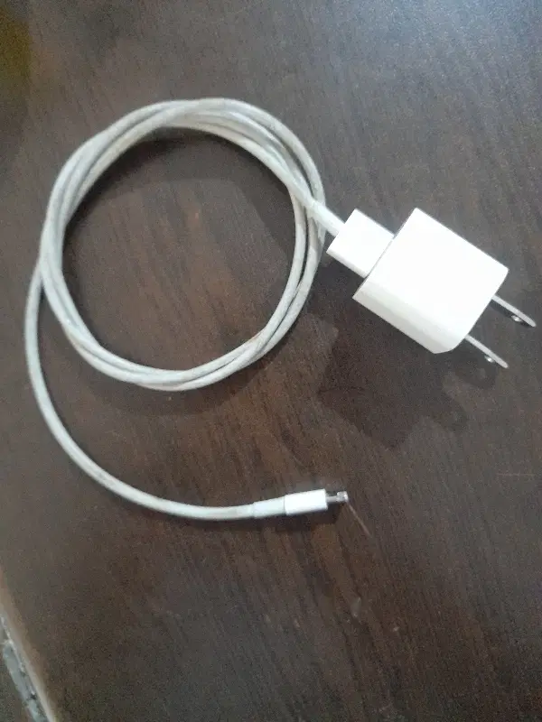 Apple Adapter|لوازم جانبی موبایل و تبلت|هشتگرد, شهرک پارسیان|دیوار