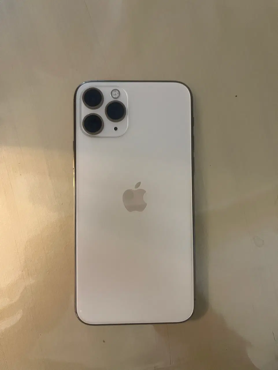گوشی iphone 11 pro|موبایل|اراک, |دیوار