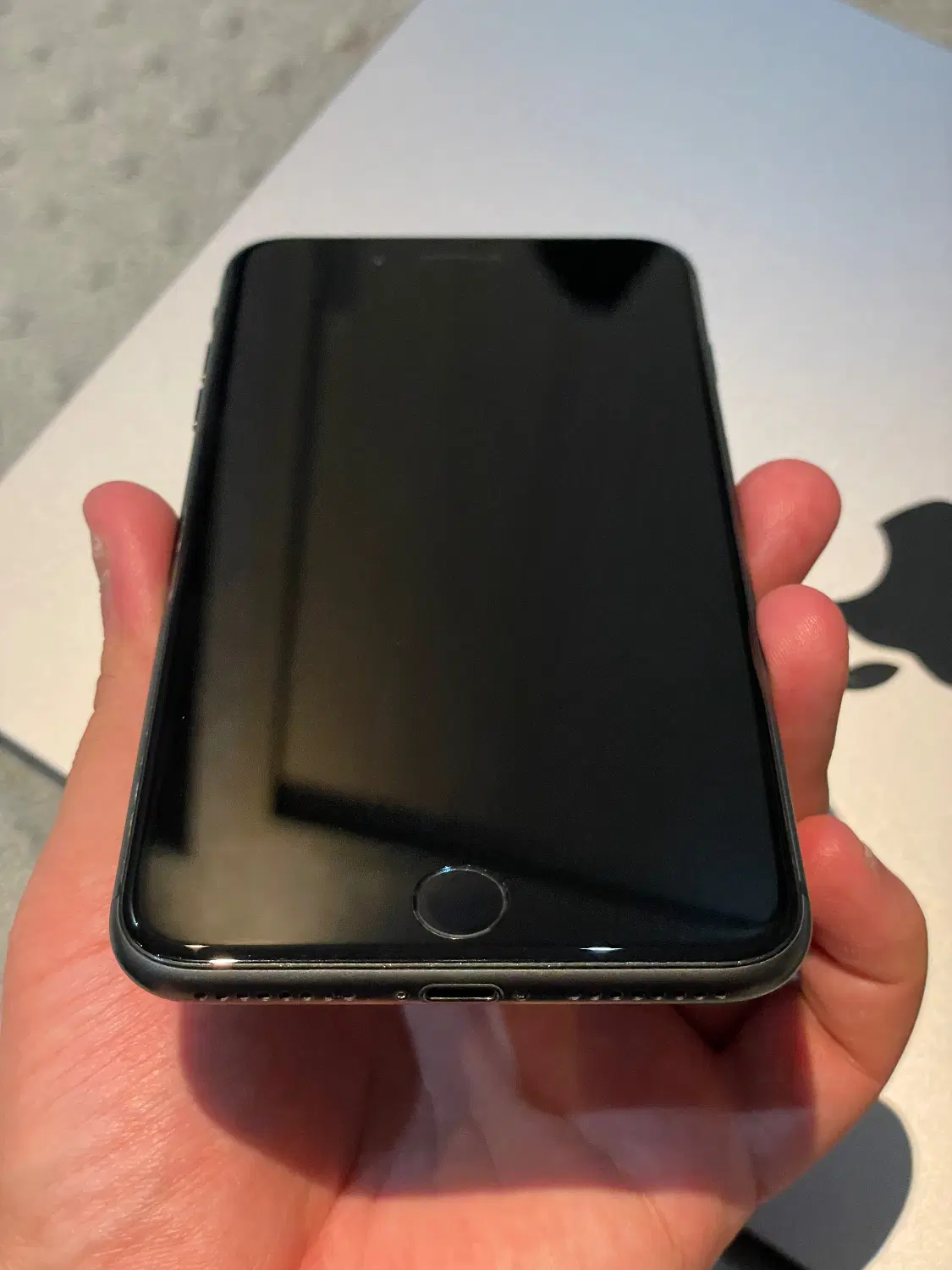 Iphone 8 plus|موبایل|تهران, سعادت‌آباد|دیوار