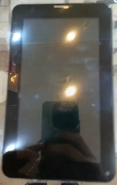 تبلت hitachi|تبلت|نیشابور, محله میدان باغات|دیوار