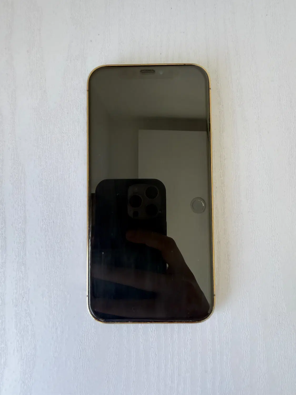 Iphone 12 pro|موبایل|بندر انزلی, موج شکن|دیوار