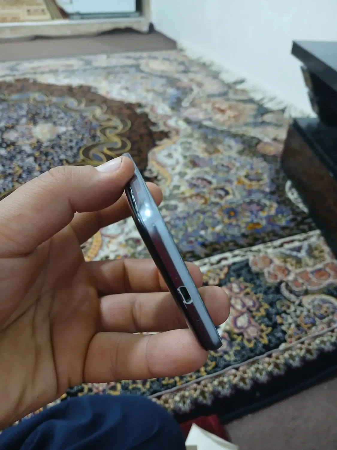 گوشیj 1|موبایل|چهارباغ, |دیوار