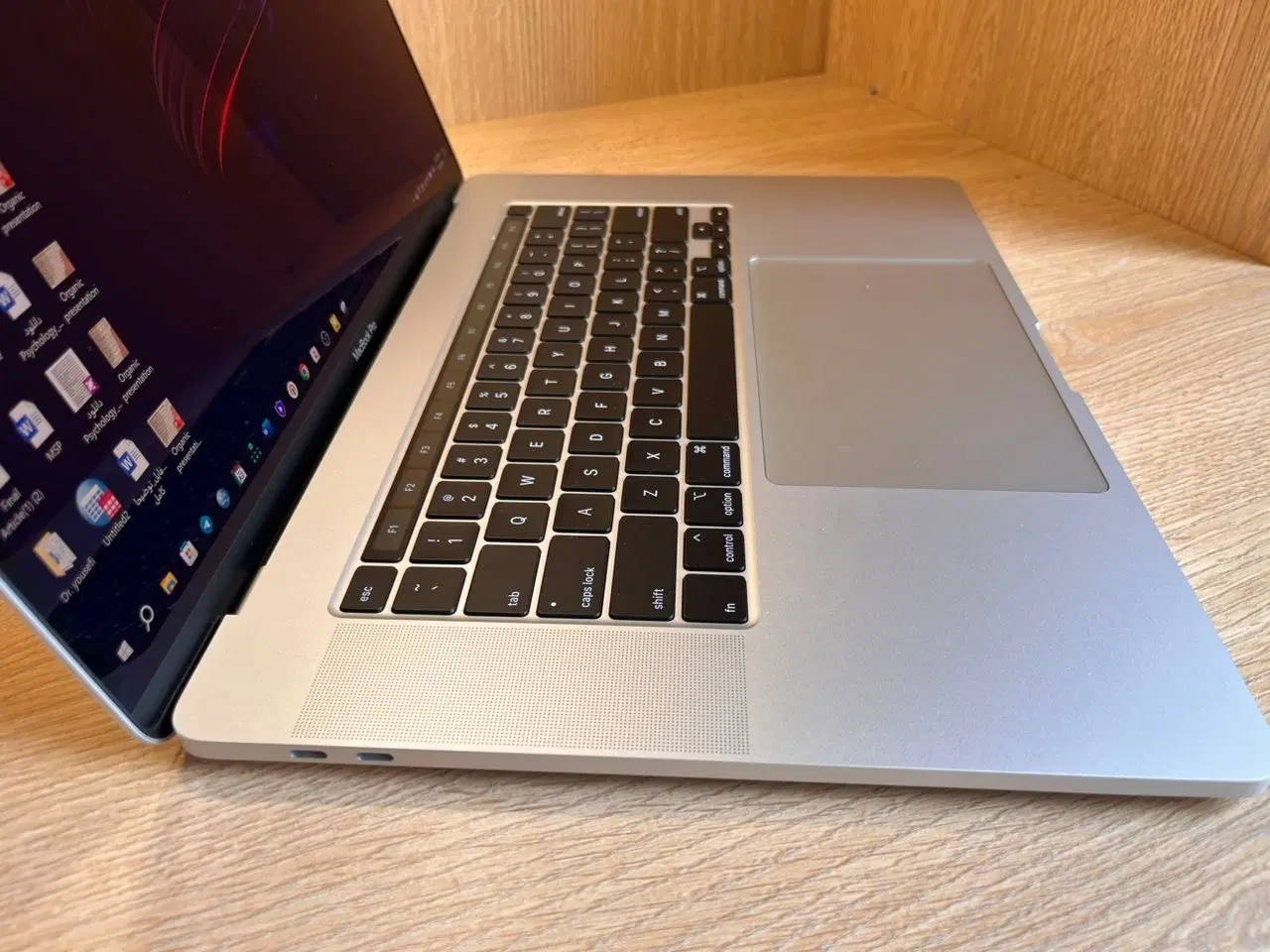 MacBook pro16|رایانه همراه|رشت, چله خانه|دیوار