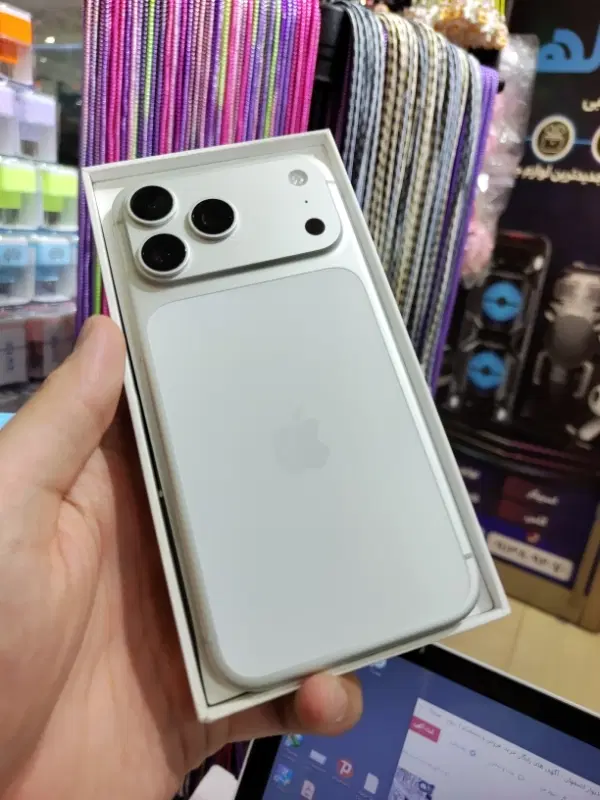 17 pro max 256za .bat100%|موبایل|اصفهان, مفتح|دیوار