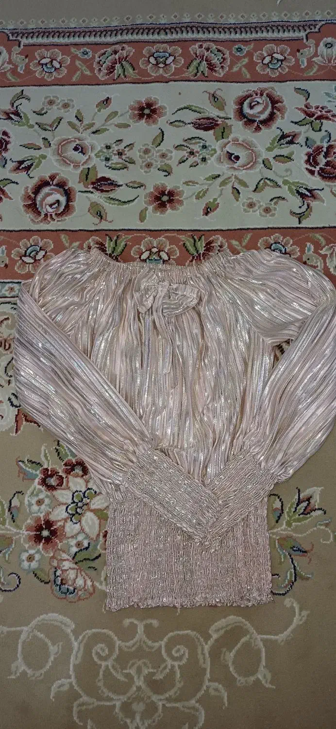 لباس|لباس|نیشابور, شهرک ولیعصر|دیوار