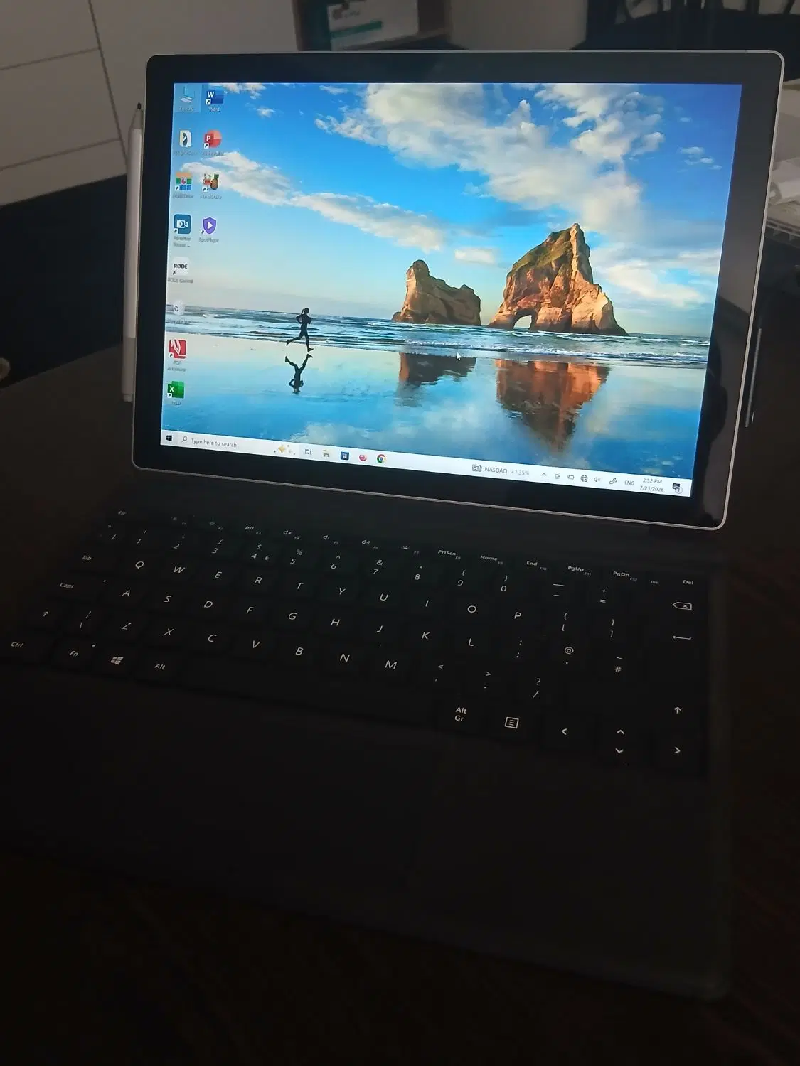 surface pro 7 / 8GB / 256GB cori5 + keyboard + pen|رایانه همراه|تهران, شهرک چیتگر|دیوار