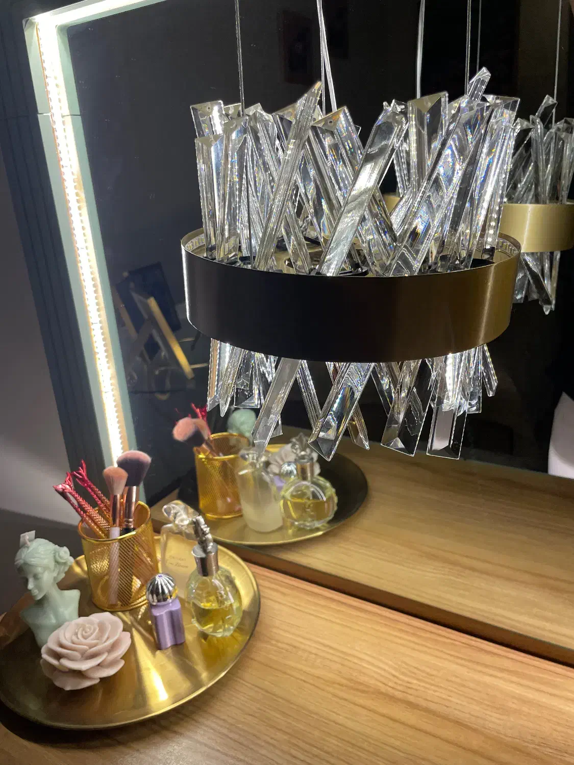 لوستر|لوستر و چراغ آویز|تهران, هروی|دیوار