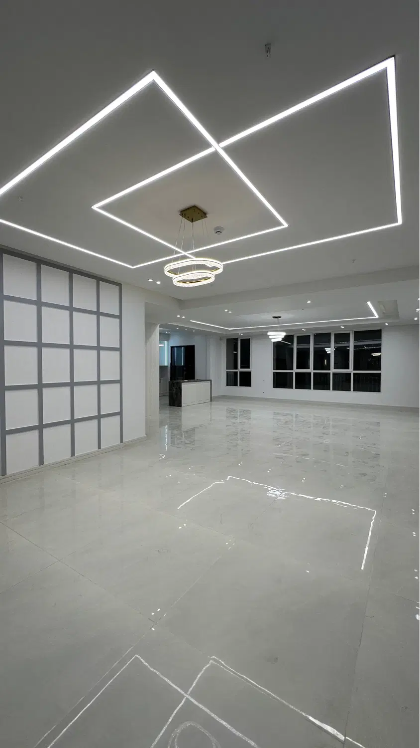 ۱۸۵متر مدرن/تک واحدی صفر/روبه آفتاب قیمـ ت عالی