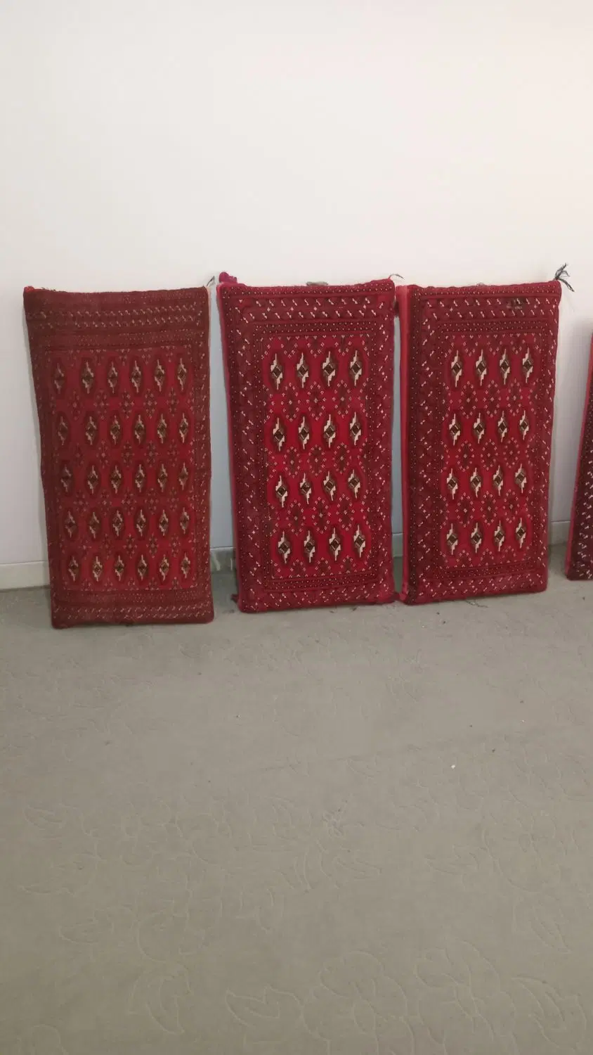 مخطع|پشتی|اصفهان, شاهزاده ابراهیم|دیوار
