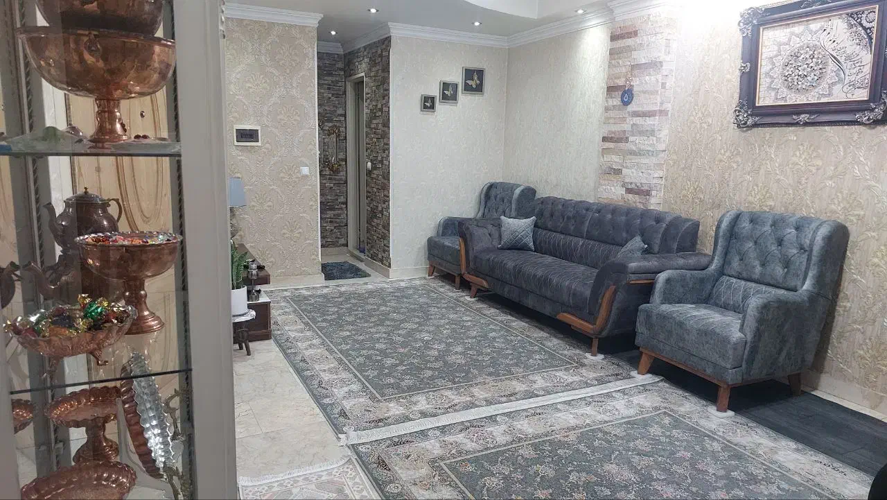 مبل نیم ست|مبلمان خانگی و میز عسلی|تهران, پرستار|دیوار