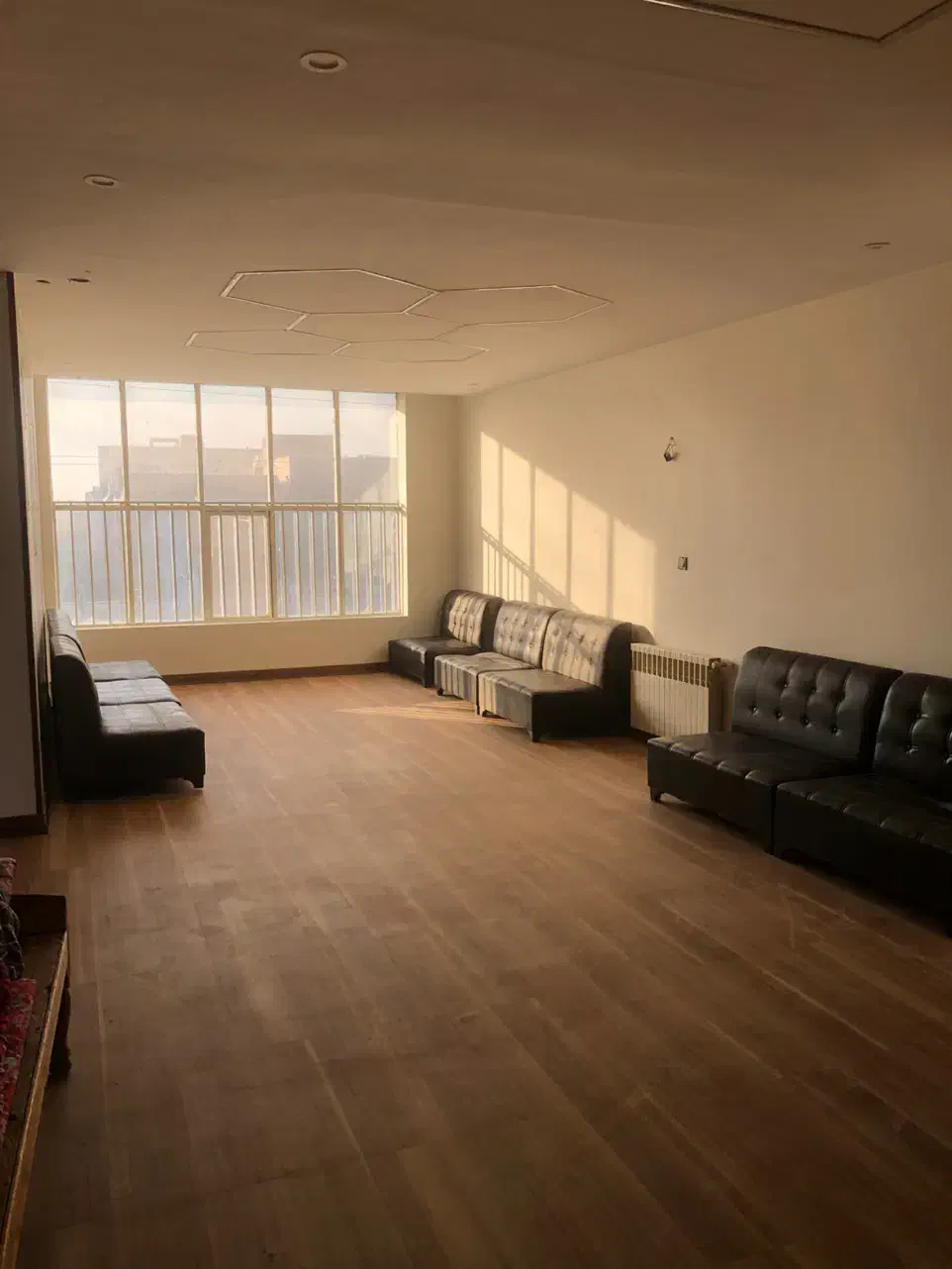 اجاره دفترکار باغستان