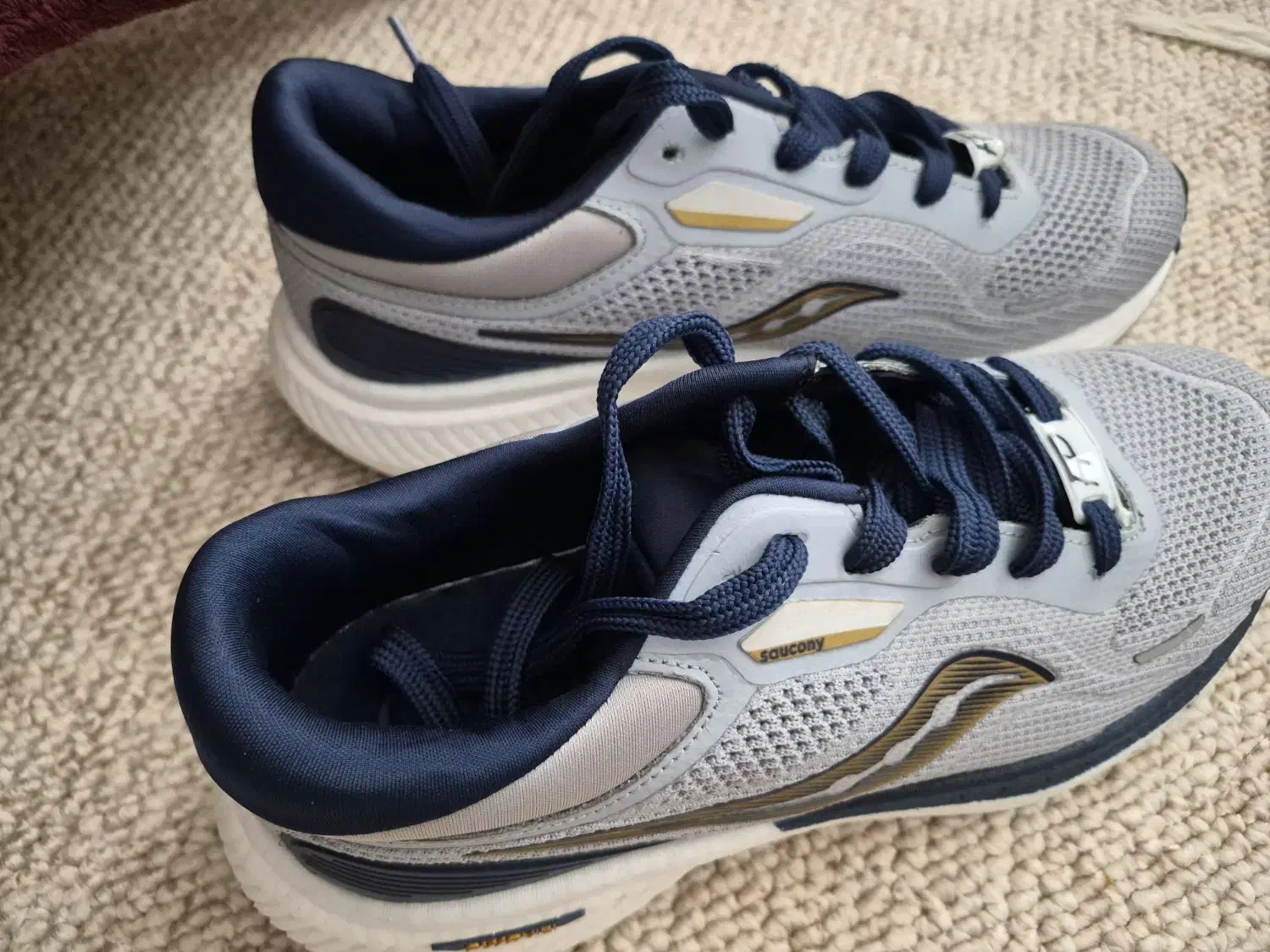 کفش|کیف، کفش، کمربند|سبزوار, طبرسی (جعفرآباد)|دیوار