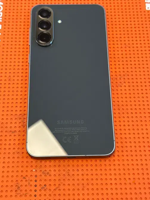 Samsung A56|موبایل|کرمان, |دیوار