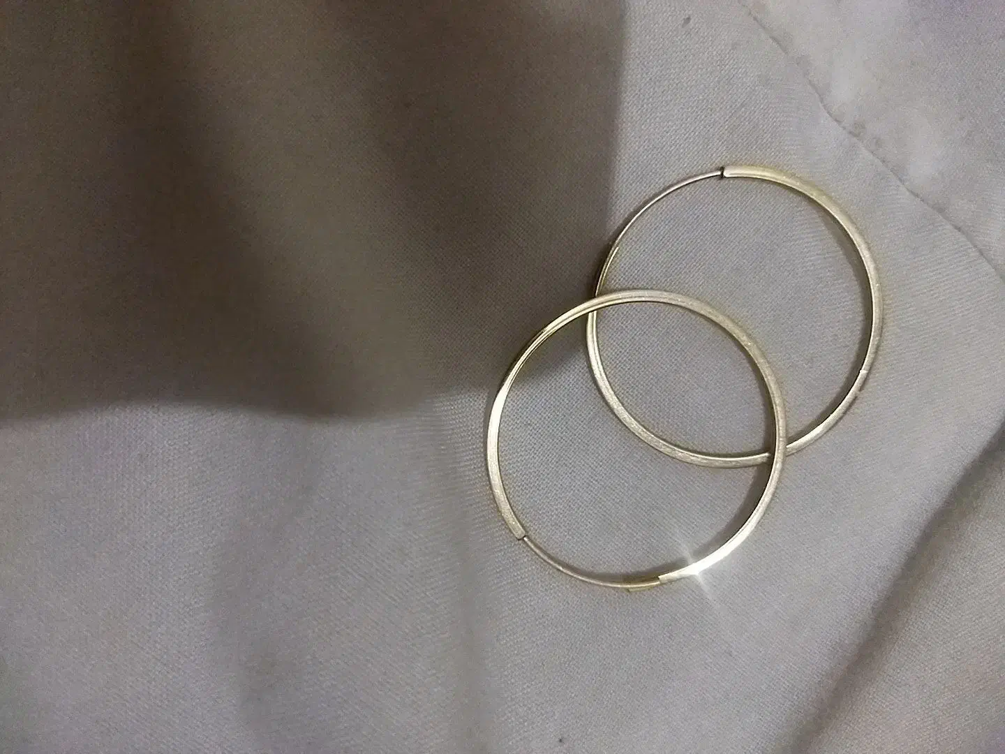 طلا|جواهرات|کرج, اصفهانی‌ها|دیوار