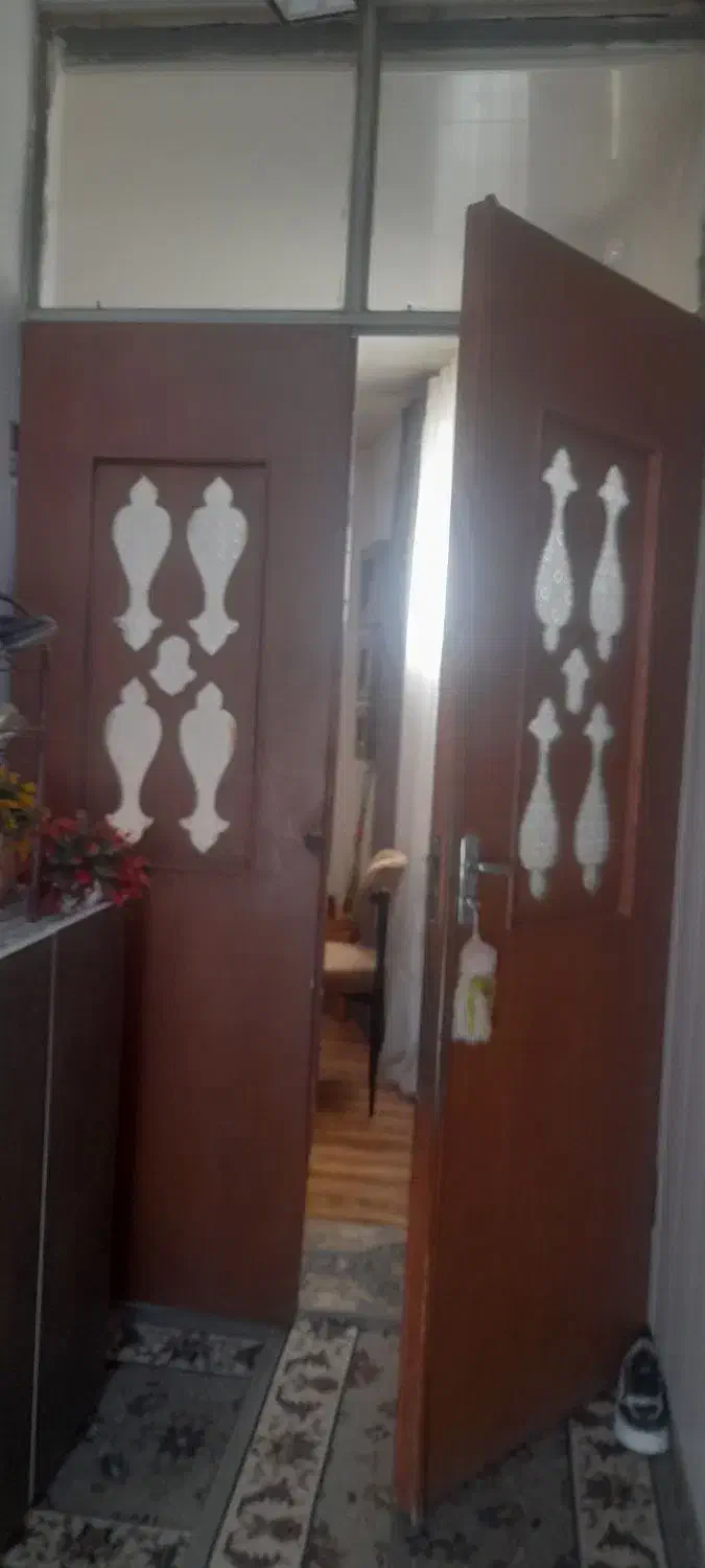 درب چوبی|مصالح و تجهیزات ساختمان|مرودشت, استادیوم‎|دیوار