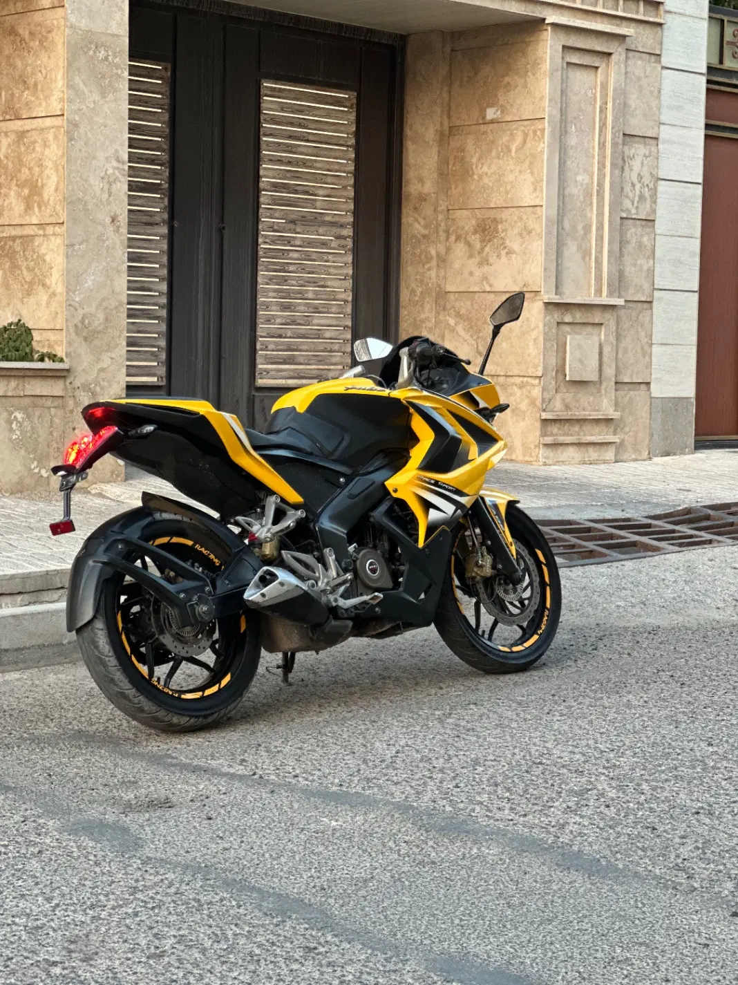Rs 200|موتورسیکلت|زنجان, |دیوار