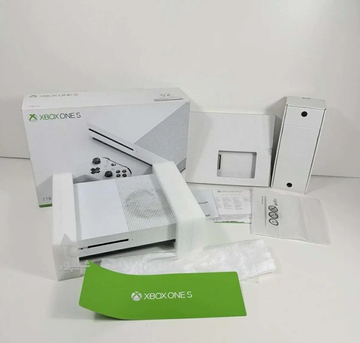 xbox ones|کنسول، بازی ویدئویی و آنلاین|شیراز, سلطان آباد|دیوار