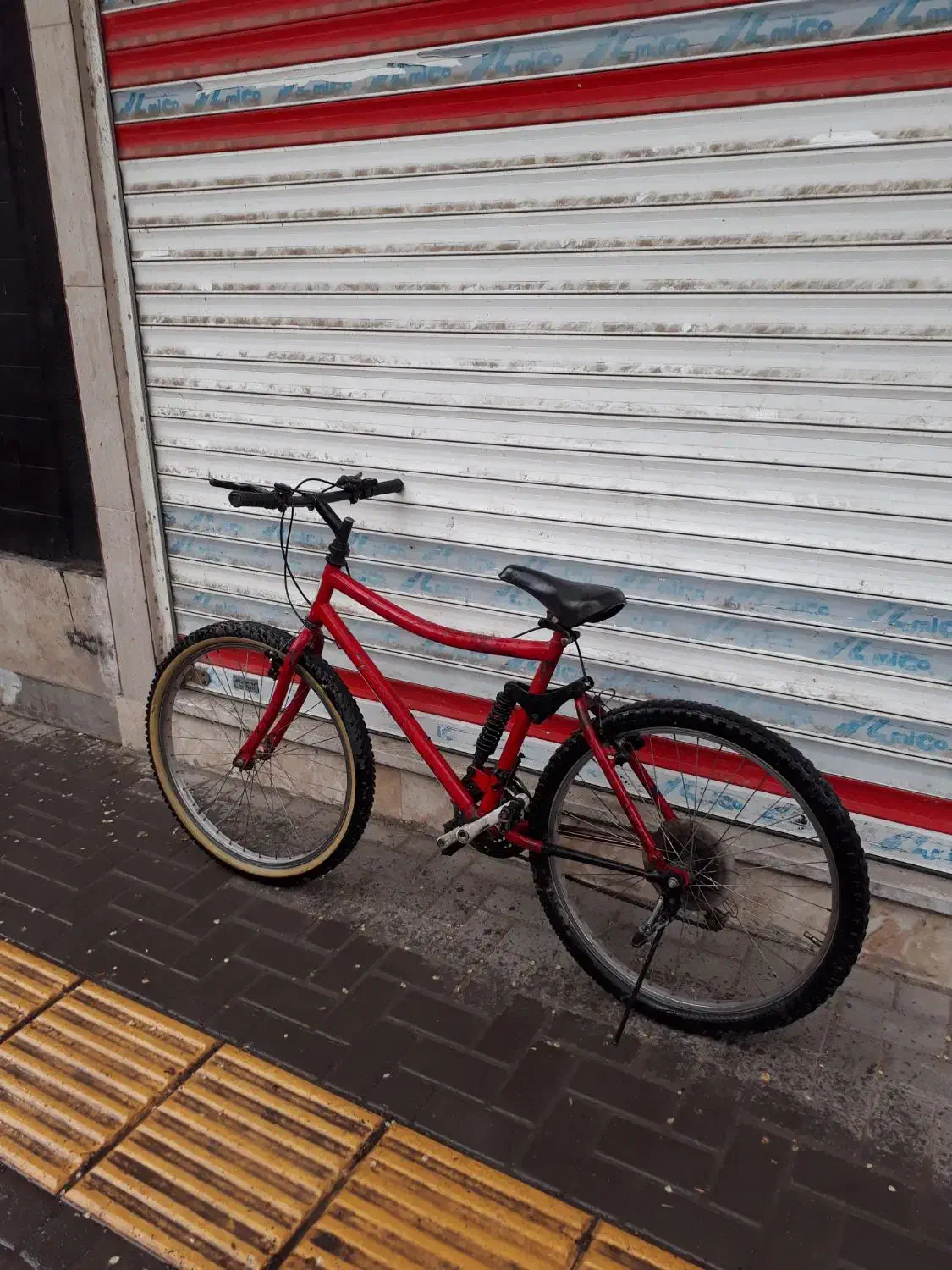 دوچرخه 26 کمک وسط دار|دوچرخه، اسکیت، اسکوتر|مشهد, ابوذر|دیوار