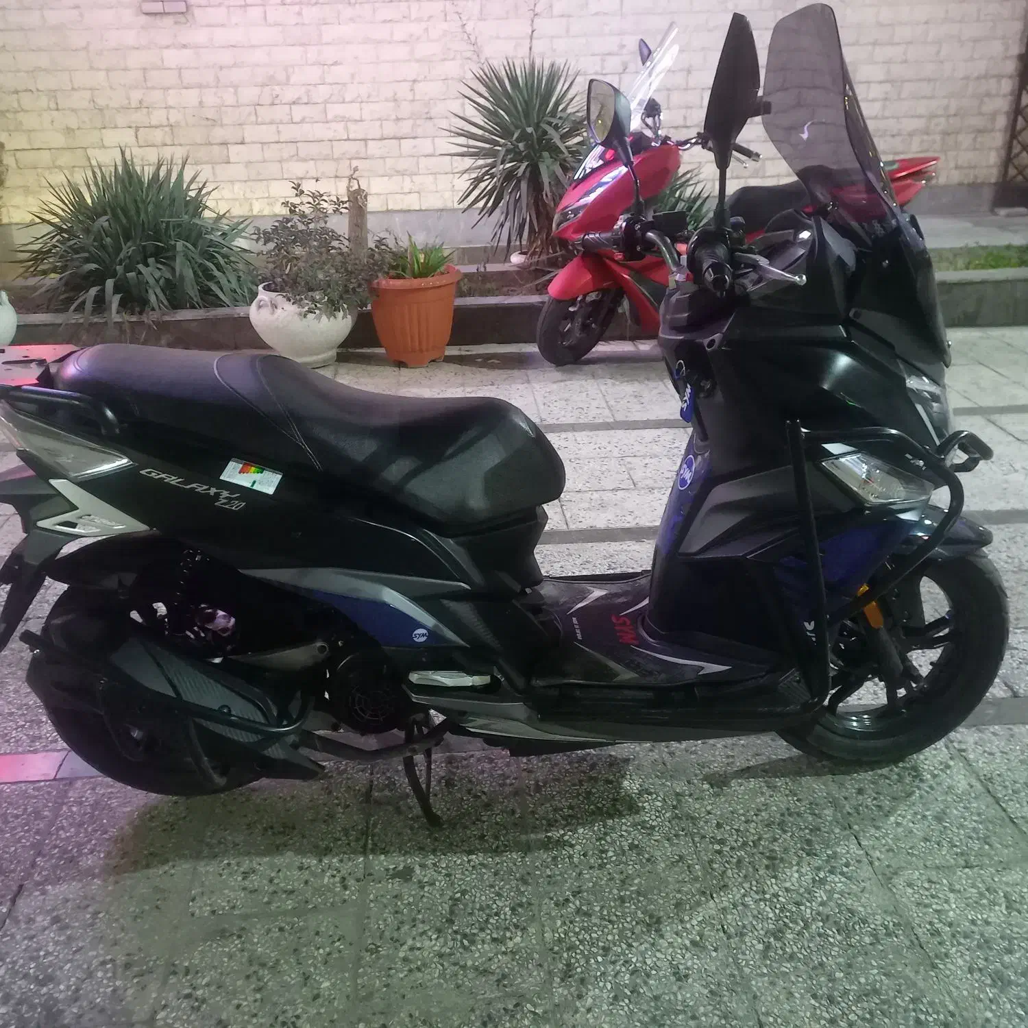 گلکسی j200 1403|موتورسیکلت|تهران, سنگلج (شاپور)|دیوار