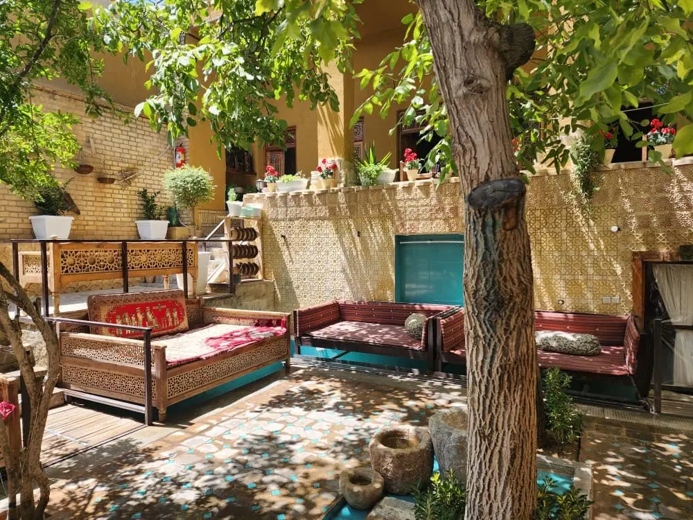 کاریابی|استخدام خدمات فروشگاه و رستوران|اقلید, |دیوار