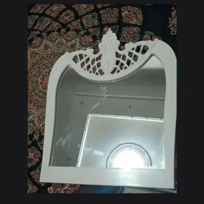 اینه|آینه|دوگنبدان, |دیوار