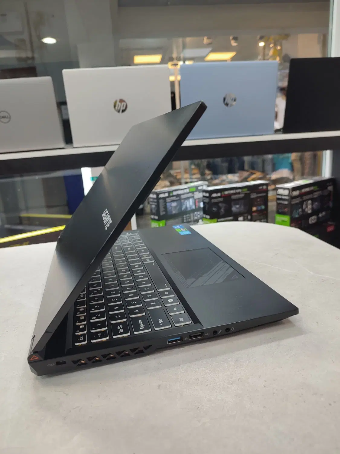 Gigabyte RC55 G5|رایانه همراه|تهران, فلسطین (میدان انقلاب)|دیوار