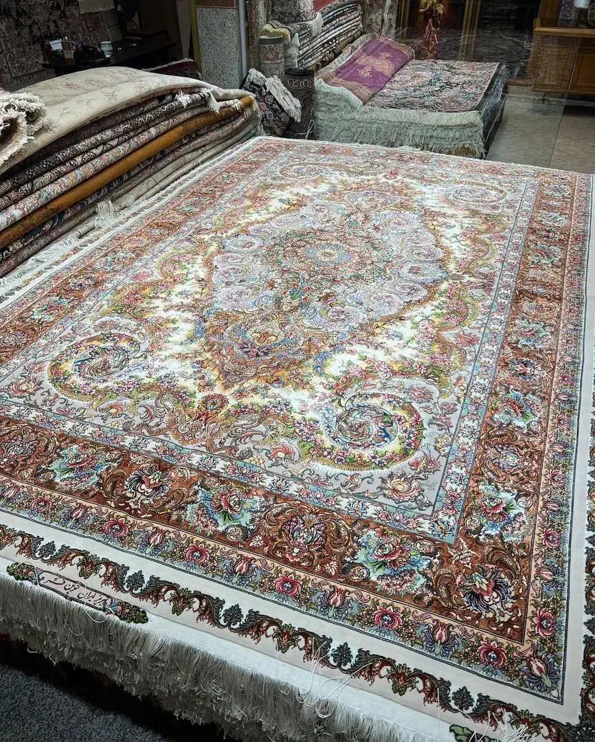 شهرک غرب فرش گل ابریشم نامی مشاوره خریدار|فرش|تهران, شهرک غرب|دیوار