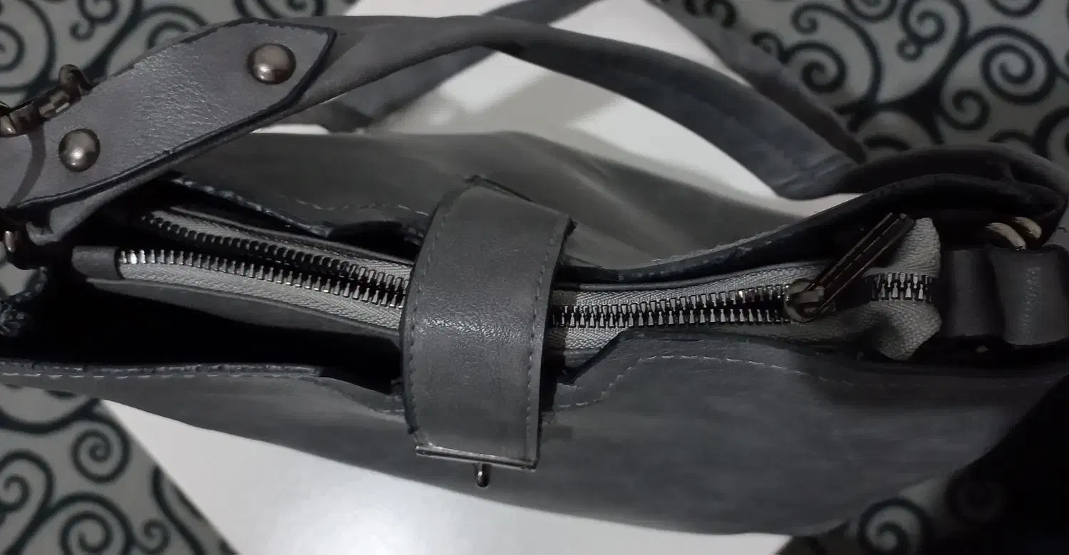 کیف|کیف، کفش، کمربند|بروجرد, |دیوار