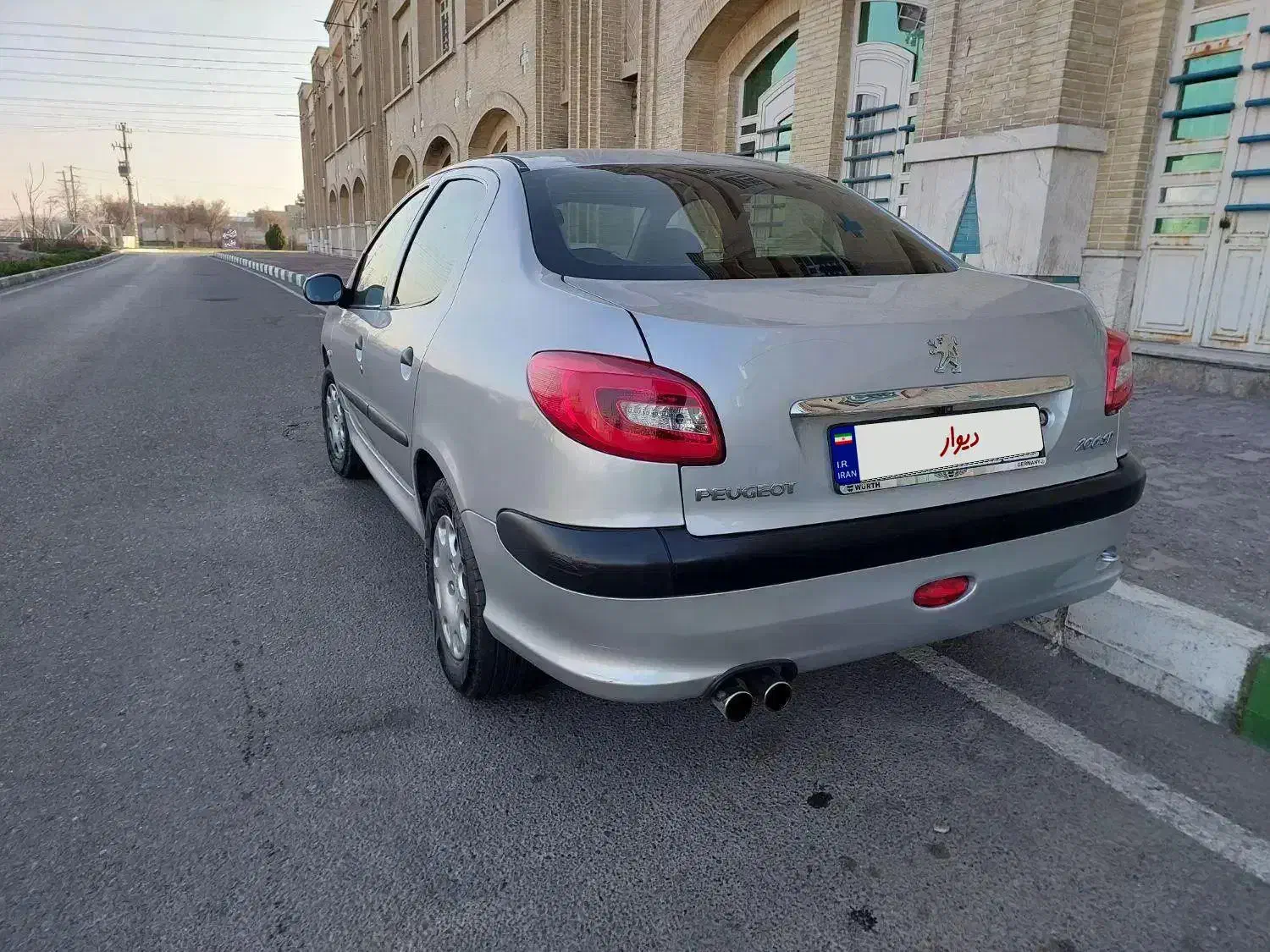 206|خودرو سواری و وانت|مشهد, هفده شهریور|دیوار