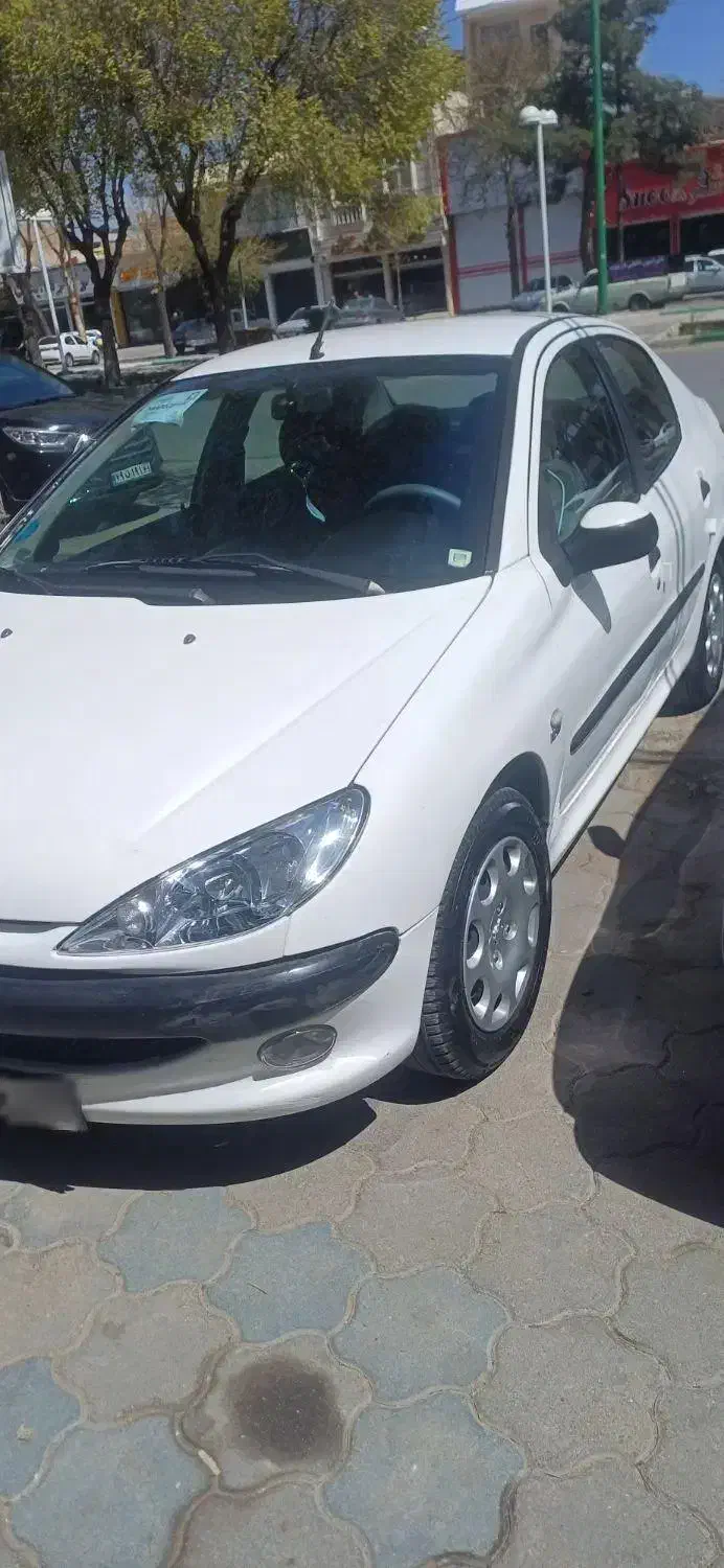 206 v8|خودرو سواری و وانت|بروجرد, |دیوار