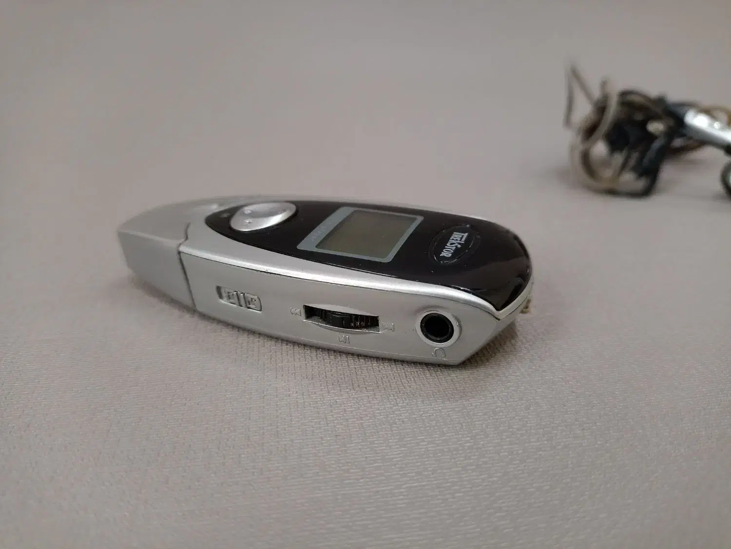 ایپاد mp4 mp3|پخش‌کننده همراه|تهران, خزانه|دیوار