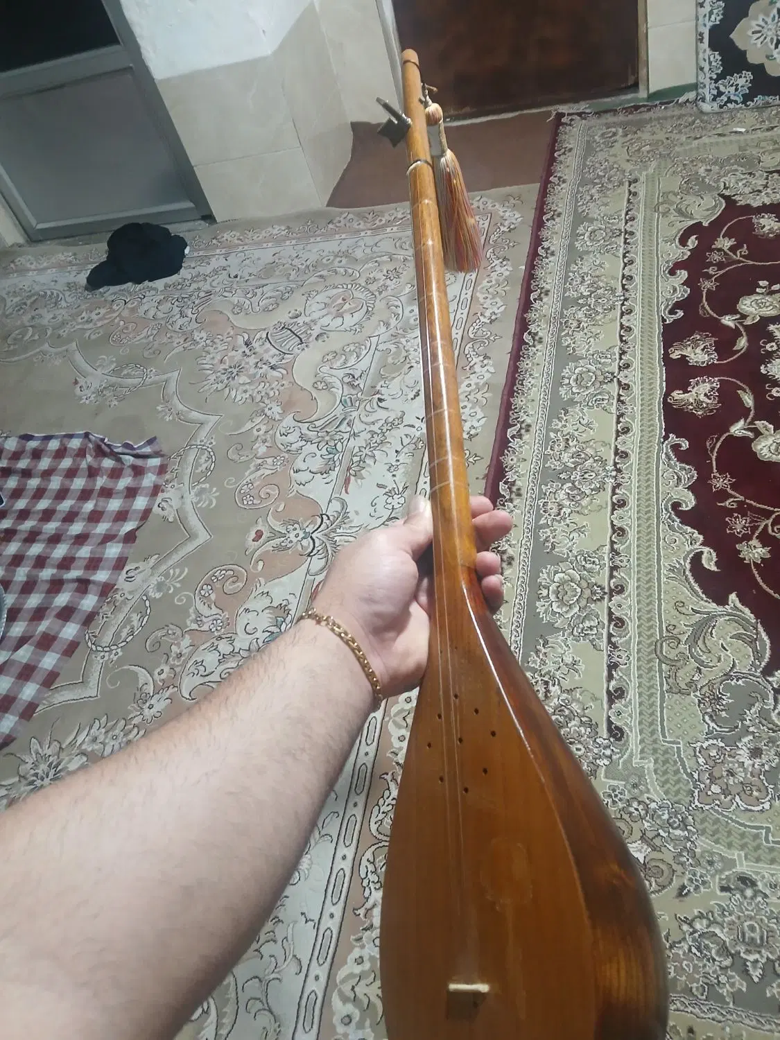 دوتار|سازهای سنتی|گرگان, |دیوار