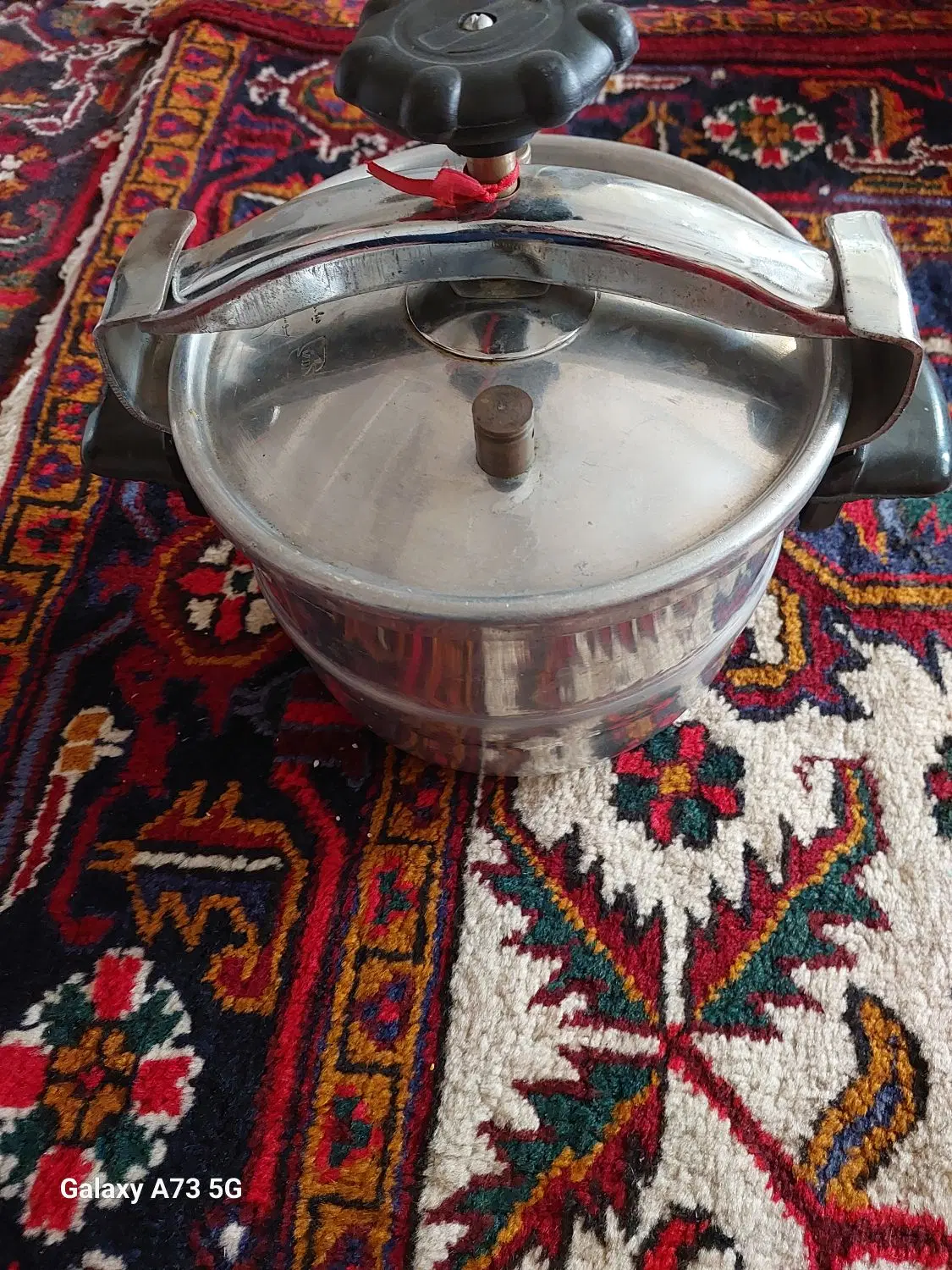 زودپز قدیمی|ظروف پخت‌وپز|گوگان, |دیوار