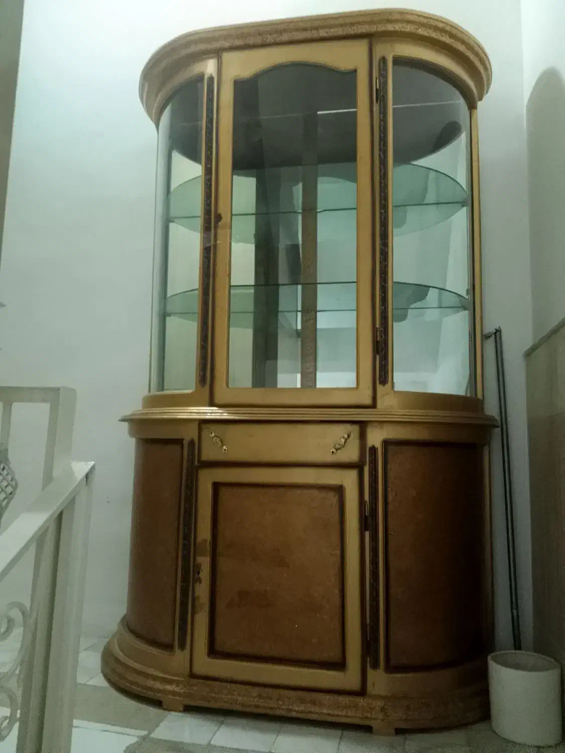 ویترین|بوفه، ویترین، کنسول|قم, قلعه کامکار|دیوار