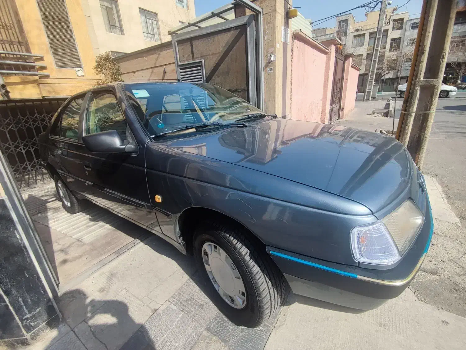 پژو 405 مدل 1393|خودرو سواری و وانت|تهران, نارمک|دیوار