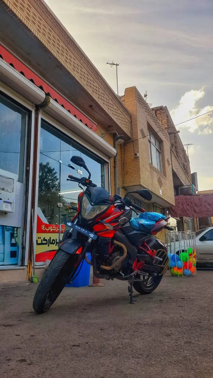 ns 150 عروسک|موتورسیکلت|کاشان, لتحر|دیوار
