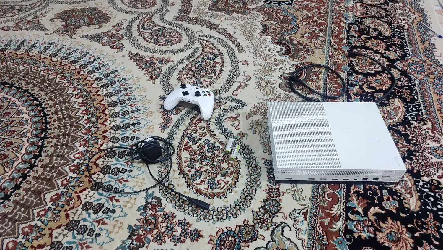 Xbox one s|کنسول، بازی ویدئویی و آنلاین|چرداول, |دیوار