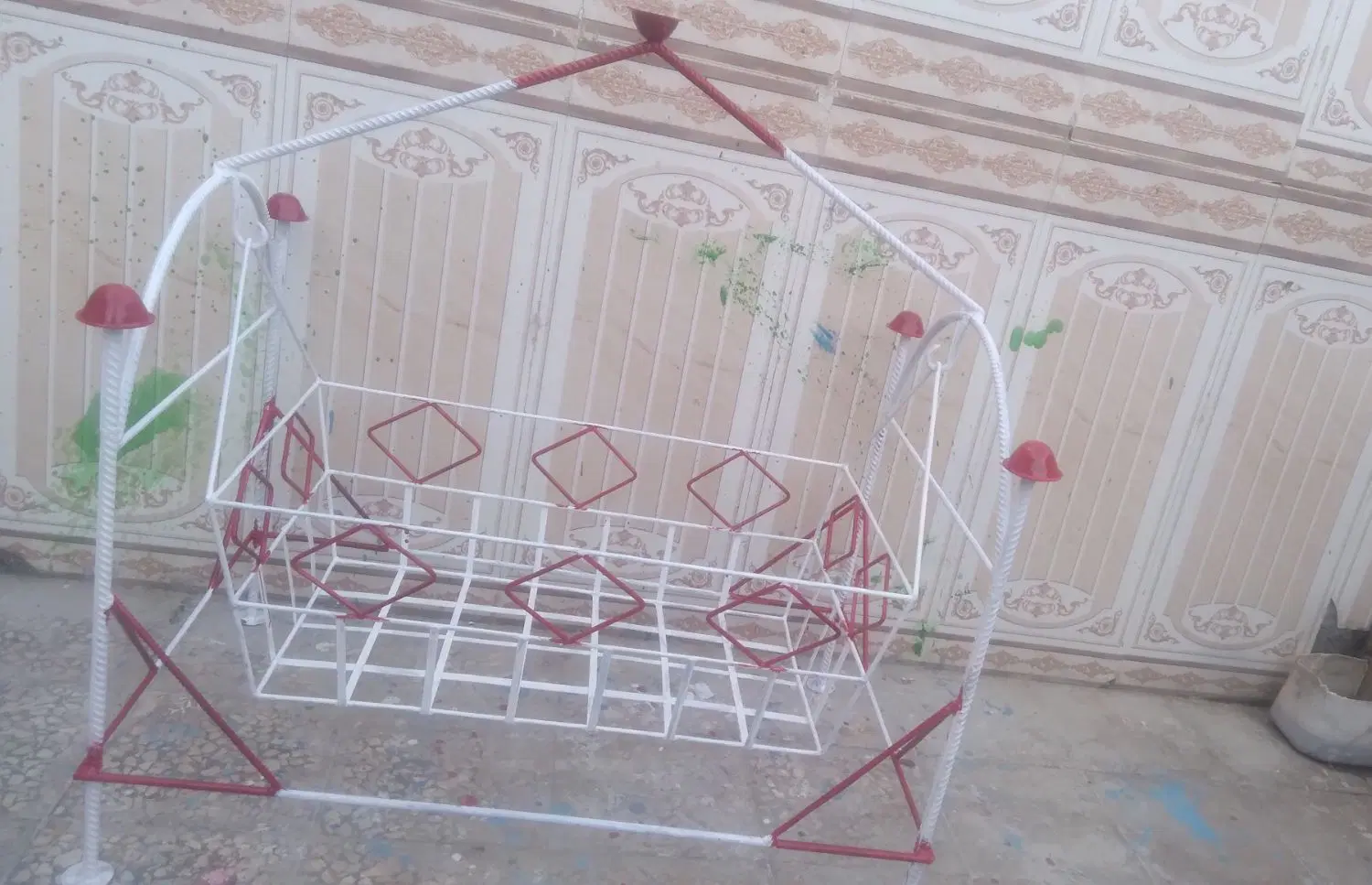 گهواره|تخت و صندلی بچه|زابل, |دیوار