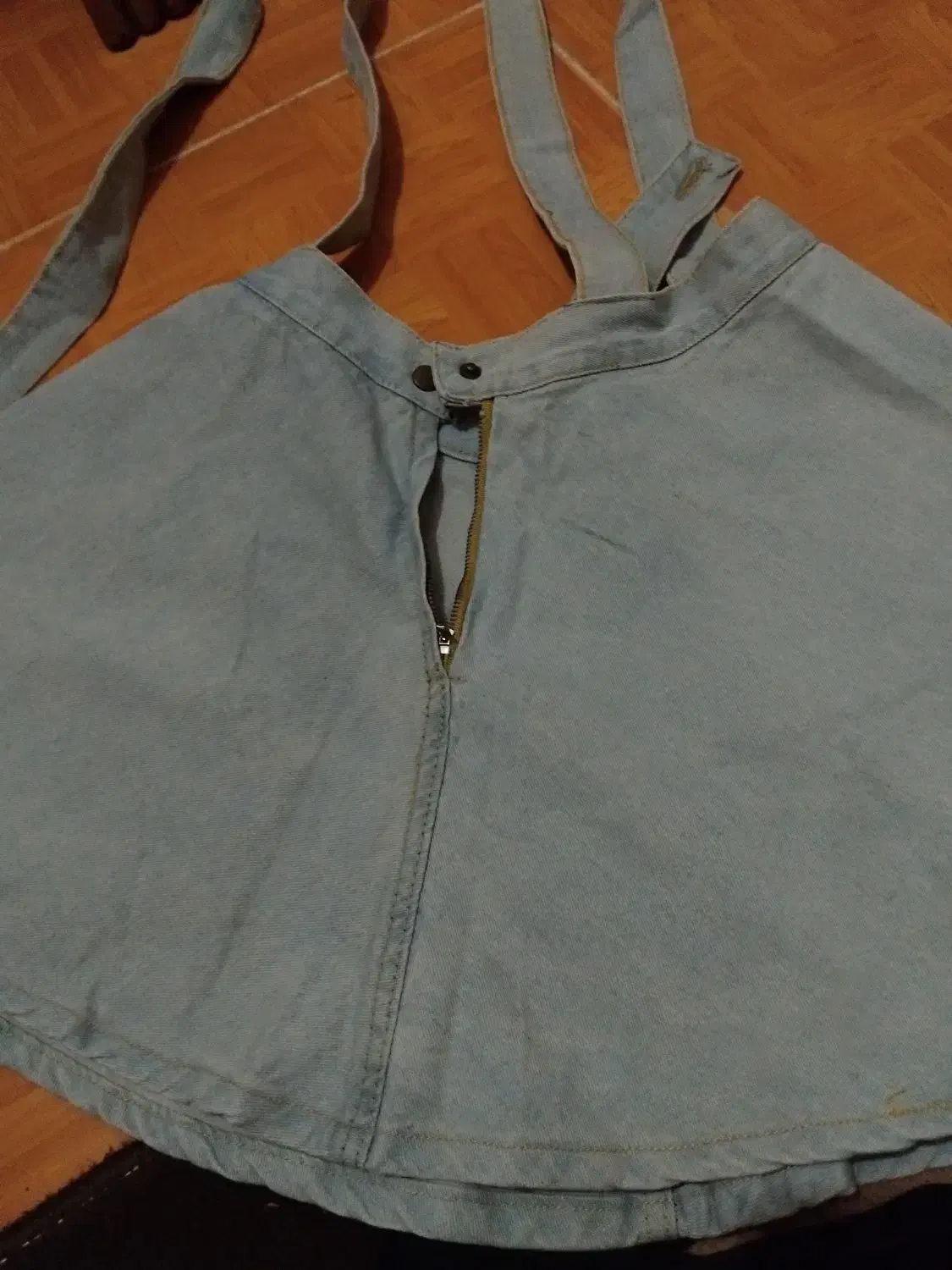 کلی لباس|لباس|رشت, لاکان شهر|دیوار