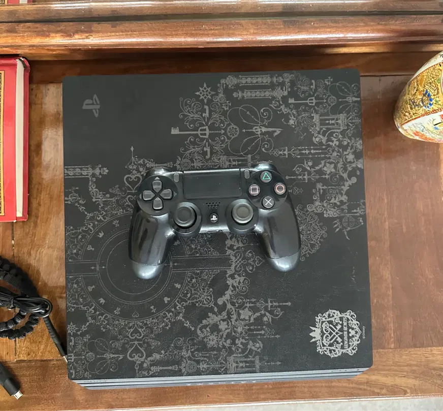 Ps4 pro|کنسول، بازی ویدئویی و آنلاین|مریوان, |دیوار