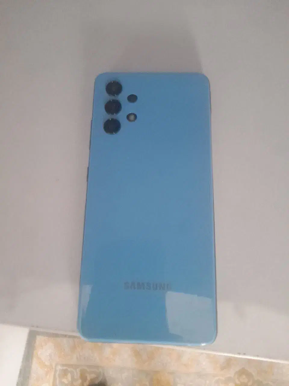 a 32|موبایل|همدان, |دیوار