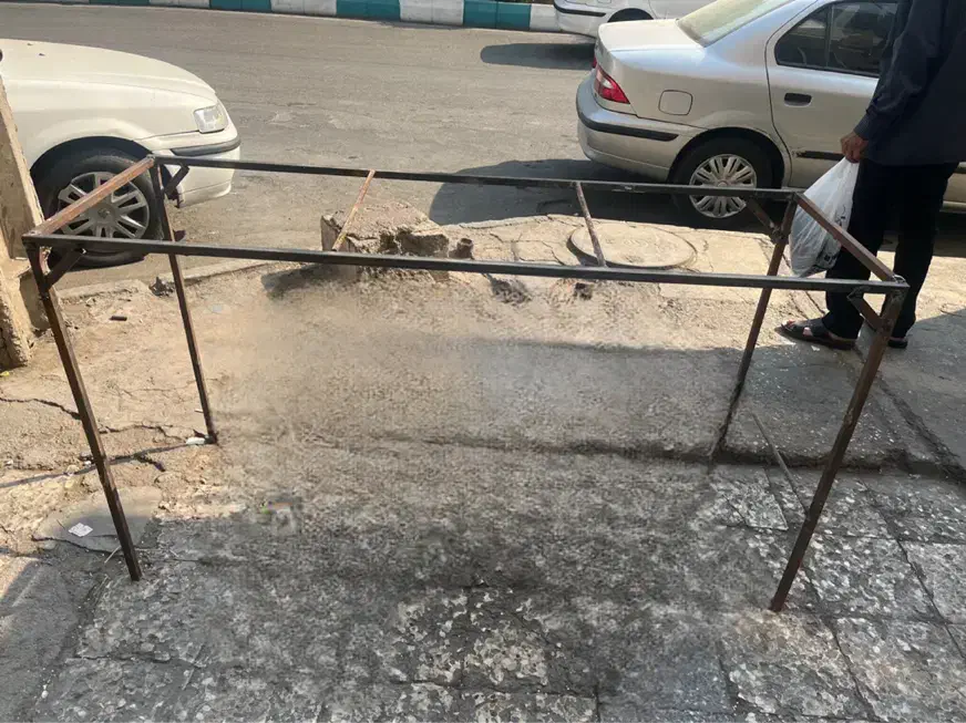 میز اهنی|میز و صندلی غذاخوری|اهواز, نادری|دیوار