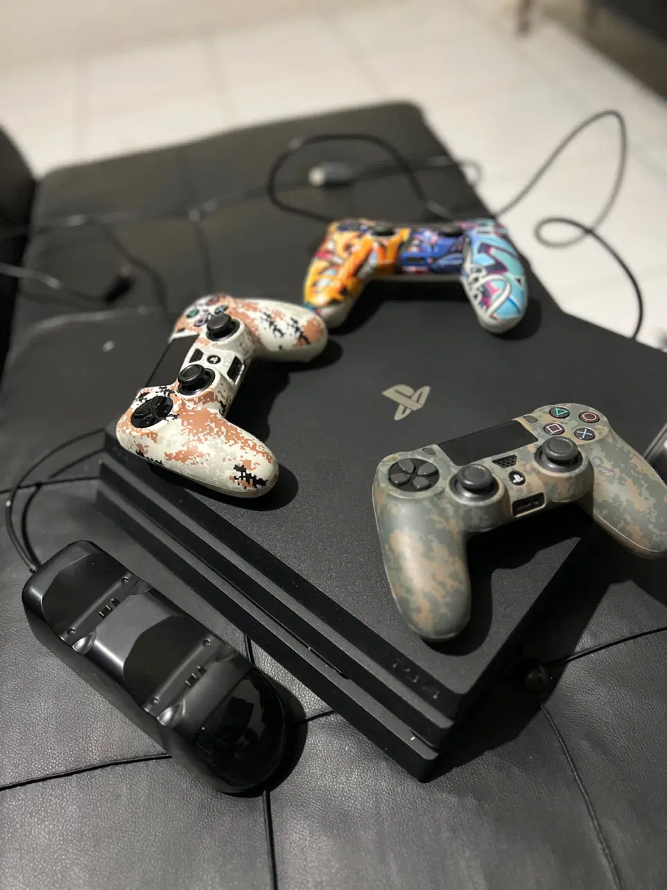 Ps 4 PRO 1 tera|کنسول، بازی ویدئویی و آنلاین|تهران, ازگل|دیوار