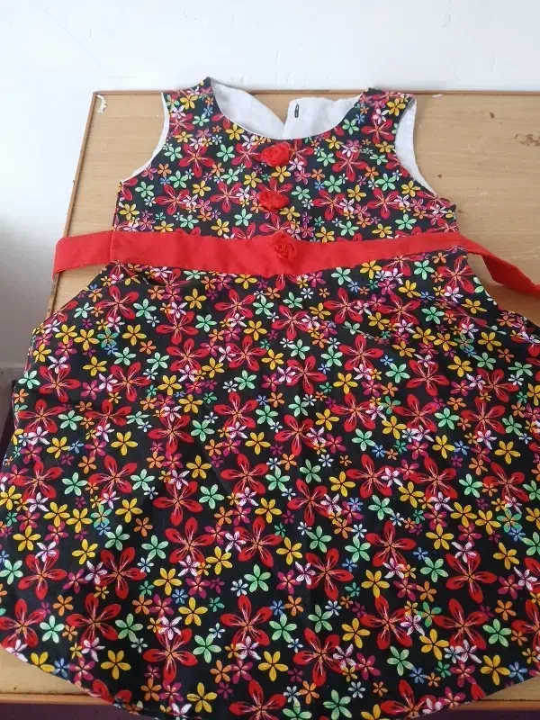 لباس بچه|کفش و لباس بچه|ملایر, |دیوار