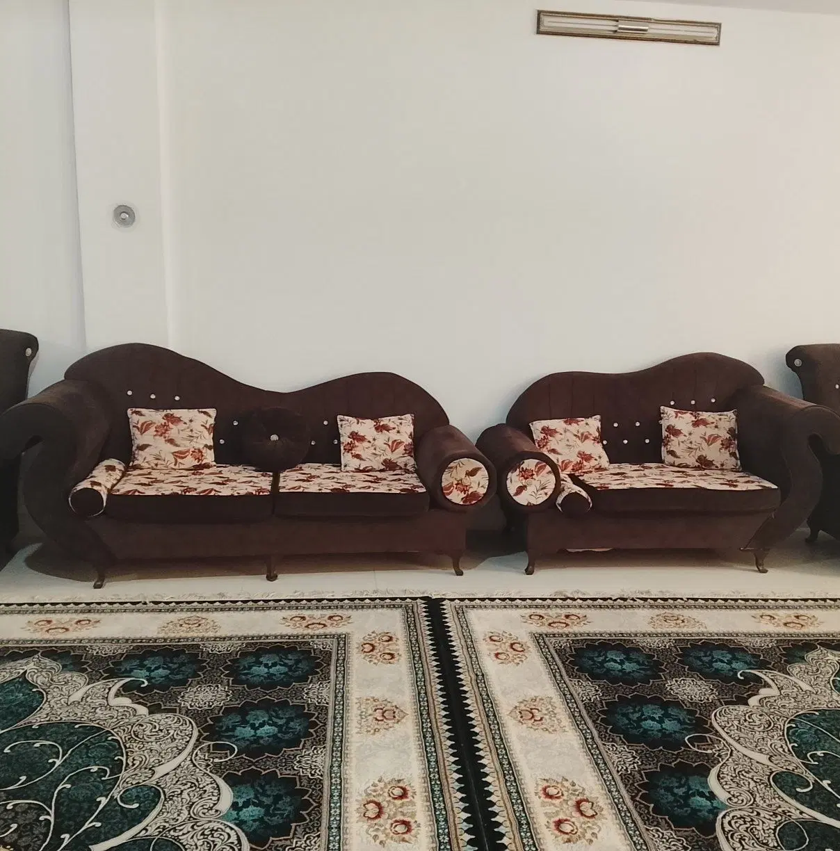 مبلمان|مبلمان خانگی و میز عسلی|زاهدان, |دیوار