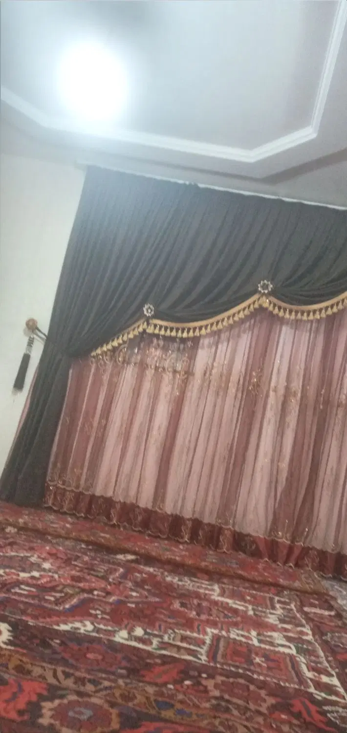 پرده|پرده، رانر، رومیزی|اهر, |دیوار