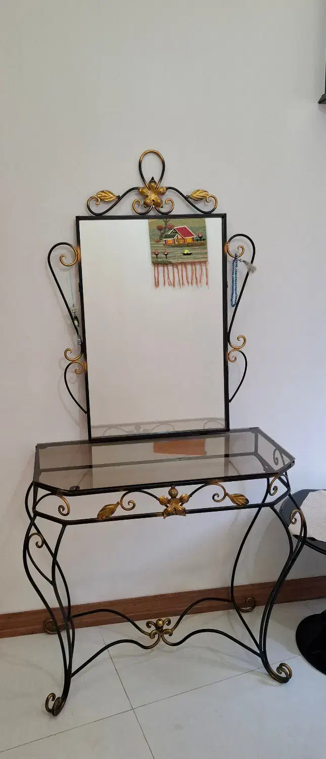 میز آرایش|آینه|رشت, شهرک پردیسان|دیوار