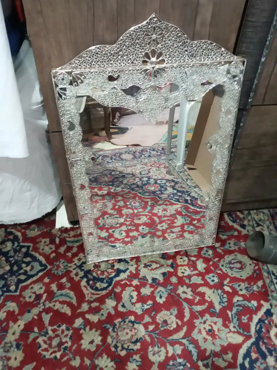 اینه|آینه|اصفهان, شهرستان|دیوار