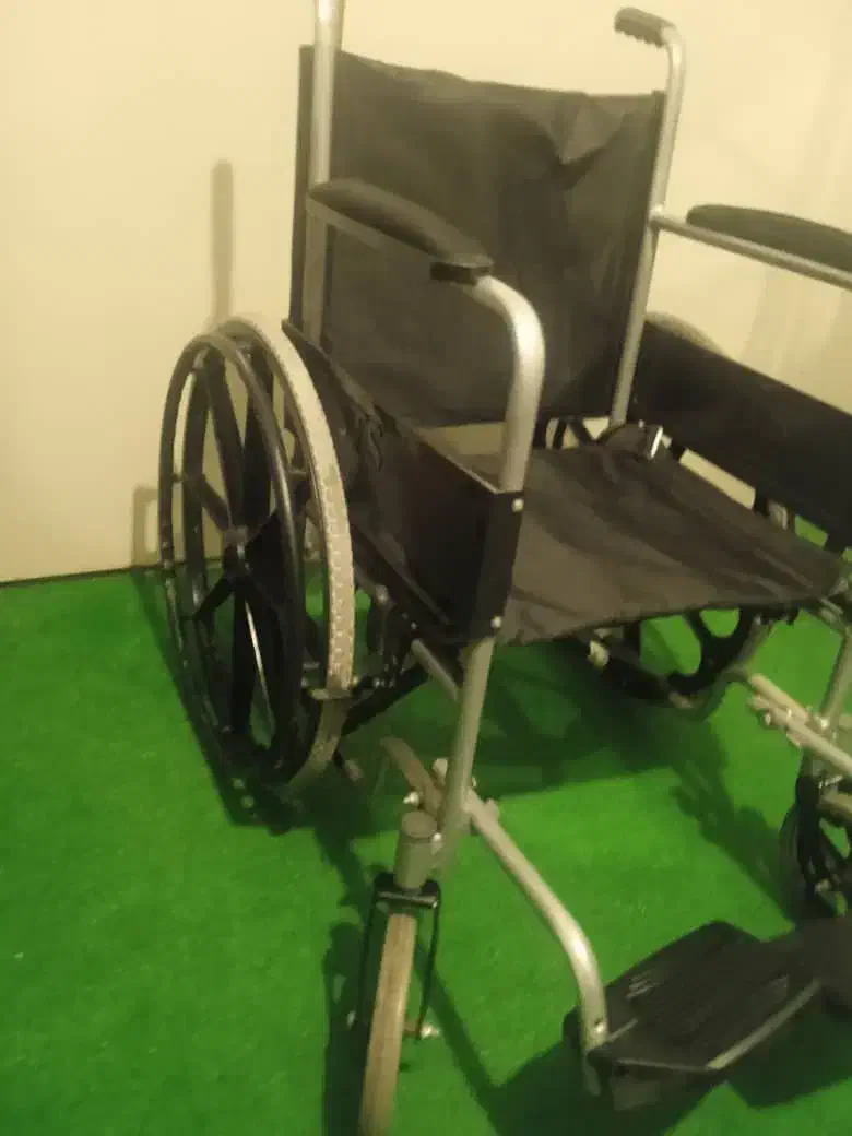 ویلچر|پزشکی|رشت, گلزاران|دیوار